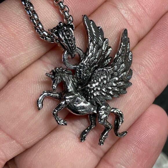 Pegasus Alicorn Pegacorn Unicorn Winged Horse Pendant Necklace Jewelry - Picture 4 of 6